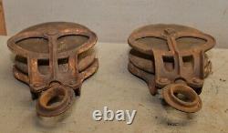 2 antique barn pulley collectible farm tool hay trolley part industrial lot P4