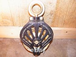 ANTIQUE BARN PULLEY CAST IRON STOWELL MFG HAY TROLLEY TOOL PRIMITIVE BARN FIND
