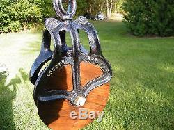 ANTIQUE CAST IRON AND WOOD LOUDEN A23 BARN PULLEY HAY TROLLEY TOOL PRIMITIVE