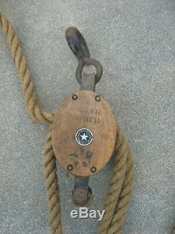 ANTIQUE DOUBLE BOSTON LOCKPORT BLOCK Co. BLOCK & TACKLE With HEMP ROPE 150' +/