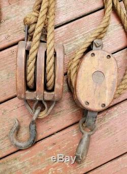ANTIQUE VTG BLOCK AND TACKLE WORKING WOODEN ANCHOR PULLEYS with100 FT HEMP ROPE