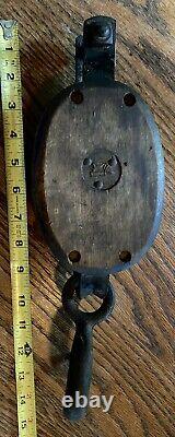 ANTIQUE block & tackle cast iron pulley signed Western Block Co. With ANVIL