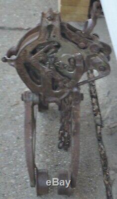 Antique Barn Farm Hay Trolley Carrier Pulley May 28 1928 Pat Oct 10 1910 X281A