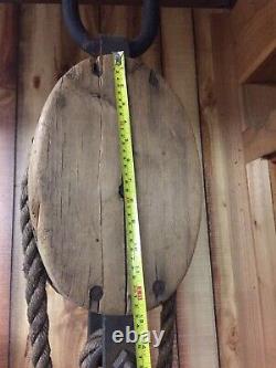 Antique Block Tackle Pulley Long Rope Primitive Latch Hanging Puller Wood Metal