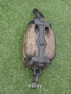 Antique Block Tackle Single Pulley Shackle Marine Boat Yacht Sailboat wonden old