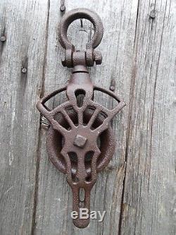 Antique CAST Iron AND WOOD NEY CDP TROLLEY PULLEY BARN ORNATE RUSTIC FARM