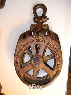 Antique CLOVERLEAF Hay Trolley Carrier Barn Rustic Decor with Drop Pulley