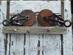 Antique Cast Iron AND WOOD BARN HAY TROLLEY ORNATE LINE PULLEYS RUSTIC DECOR