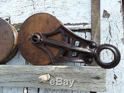 Antique Cast Iron AND WOOD BARN HAY TROLLEY ORNATE LINE PULLEYS RUSTIC DECOR