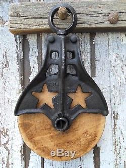 Antique Cast Iron AND WOOD LARGE BARN ORNATE STAR PULLEY RUSTIC DECOR JUMBO
