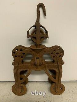 Antique Cast Iron Hay Trolley Barn Pulley Tool