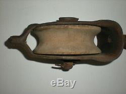 Antique Cast Iron Hay Trolley Center Drop Pulley LARGE Very RARE Civil War Era