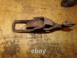 Antique Cast Iron Milwaukee Improved Swivel Hay Trolley & Center Drop Pulley