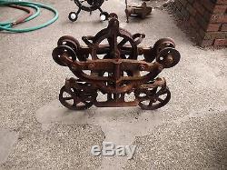Antique Cast Iron STAR HAY CARRIER TROLLEY BARN with Drop Pulley Lighting Fixture