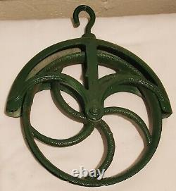 Antique Cast Iron Well Pulley Antique Old Farm Wheel Barn Steampunk