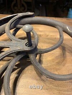Antique Cast Iron Well Pulley Fender Wheel- Rope Hoist Farm Tool Country