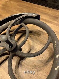 Antique Cast Iron Well Pulley Fender Wheel- Rope Hoist Farm Tool Country