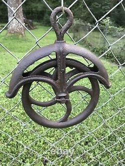 Antique Cast Iron Well Pulley Wheel With Fender Rope Hoist Farm Tool Steampunk