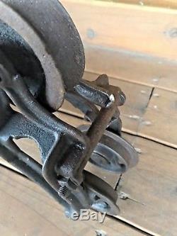 Antique F E Myers Cast Iron Barn Hay Trolley Pulley Carrier 1884's