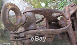 Antique F. E. Myers Cast Iron Sure Grip Hay Trolley Unloader Barn Pulley Carrier