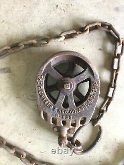 Antique F E Myers and Bro pulley with chain No H- 529. Ashland OH