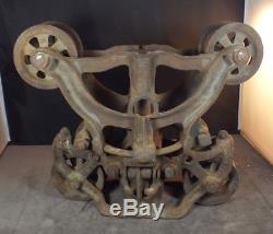 Antique Farm Hay Trolley Hunt Helm & Ferris Cast Iron Pulley Carrier MS3