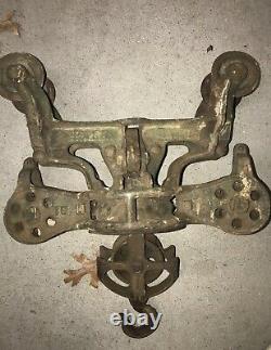 Antique LEADER 29 30 61 trolley barn pulley cast iron farm tool vintage carrier