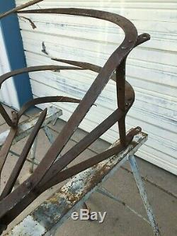 Antique LOIH Primitive Cast Iron Farm Barn Loft Hay Bail Grapple Claw Fork Tool
