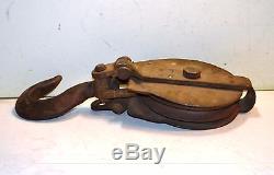Antique Large Snatch Block Pulley All Metal 27 lbs