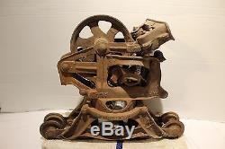 Antique Louden Farm Hay Barn Trolley Pulley Cast Iron Hay Carrier Tool Machinery