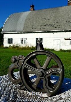 Antique Ornate Vintage Cast Iron Barn Pulley Fancy Rustic Primitive 7 Wheel