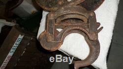 Antique Rare Eagle Fork Cast Iron Hay Barn Trolley Unloader Carrier Farm Pulley