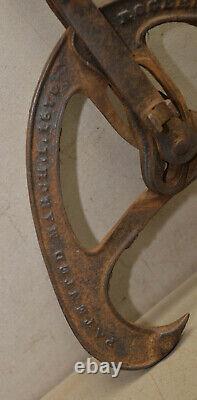 Antique Roger & Nellis patented 1870 cast iron grapple hay hook trolley part