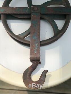 Antique Rope Pulley with Large HOOK steel/cast iron 1 rope 12 wheel