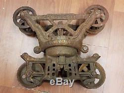Antique Rustic Hagar Clover Leaf Unloader Hay Trolley Circa 1903 Cast Iron