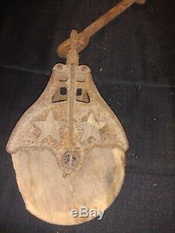 Antique Star Cast Iron Barn Wood Pulley Old Farm Rustic Primitive