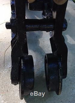 Antique THE NEY MFG CO. Canton Ohio Barn Hay Pulley/Trolley/Carrier