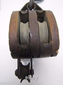 Antique UW Pulley Cast Iron Wood Double Roller Swivel CI Hook block tackle tool