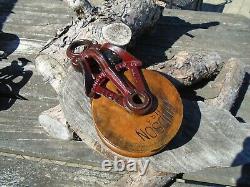 Antique Vintage Cast Iron And Wood Barn Pulley Farm Tool Rustic Primitive