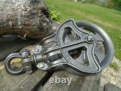 Antique Vintage Cast Iron And Wood Barn Pulley INDUSTRIAL Rustic Primitive