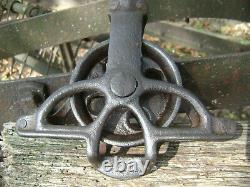 Antique Vintage Cast Iron Goshen Hay Trolley Drop Pulley Barn Farm Tool