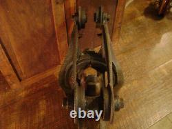 Antique Vintage Cast Iron Ney / Unico Hay Trolley Farm Barn Pulley Tool