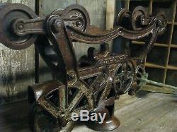 Antique Vintage Cast Iron Olson Hay Trolley Pat 1905 Farm Barn Pulley Cleaned