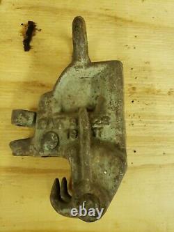 Antique Vintage Cast Iron Olson Mfg Hay Carrier Sling Lock Quick Release
