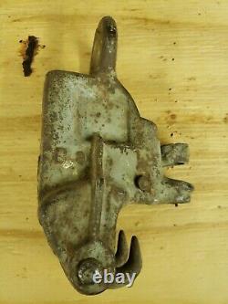 Antique Vintage Cast Iron Olson Mfg Hay Carrier Sling Lock Quick Release