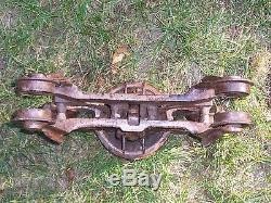 Antique Vintage Cast Iron Unloader Hay Trolley Carrier Barn Pulley Tool Rare