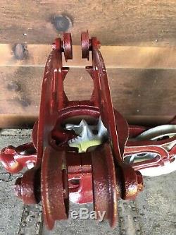 Antique Vintage Ney Hay Trolley Pulley Rustic Decor Cast Iron Farm Barn Tool