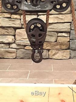 Antique hay trolley barn pulley hay carrier unloader cast iron farm tool