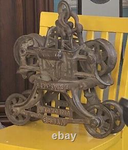 Antique/primitive F. E Myers Unloader Hay Trolley Rustic Decor Lighting Great Con