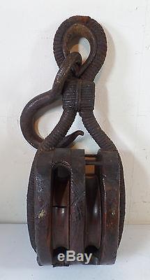 Big Early 18th c. Antique Industrial Rope Barn Ship Nautical Block Tackle Pulley